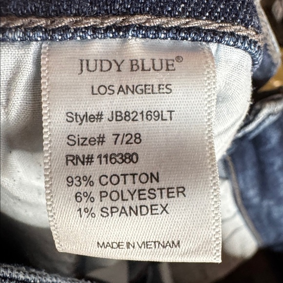 Judy Blue Dark Wash Mid Rise Distressed Blue Jeans Size Medium 29.5” Waist 7/28 - Picture 16 of 16